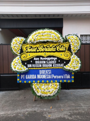 Papan Bunga Duka di Tanjung Gadang