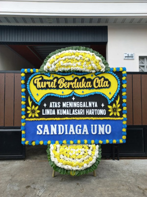 Papan Bunga Duka di Tanjung Gadang